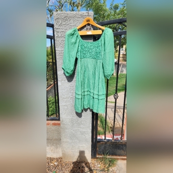 Too  Cute little Dress‎ - Picture 7 of 7